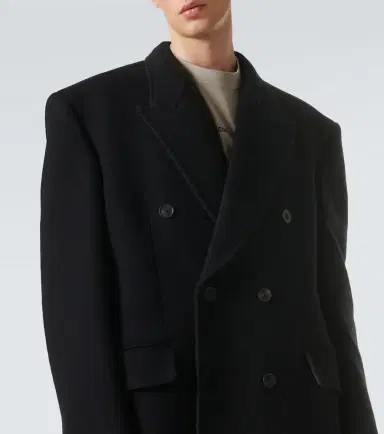 Balenciaga Double-breasted cashmere and wool overcoat | Thumbnail 3 Balenciaga Double-breasted cashmere and wool overcoat | Thumbnail 3