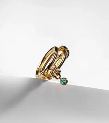 Spinelli Kilcollin Piera 18kt gold linked rings with emerald | Thumbnail 6 Spinelli Kilcollin Piera 18kt gold linked rings with emerald | Thumbnail 6