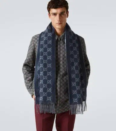 Gucci GG cashmere scarf | Thumbnail 3 Gucci GG cashmere scarf | Thumbnail 3