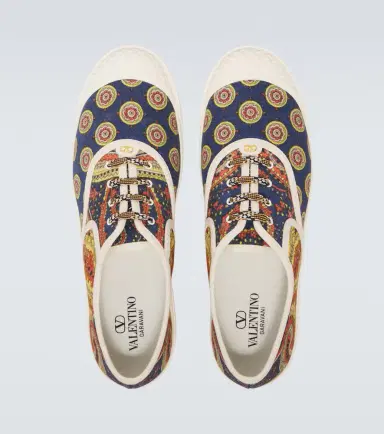 Valentino Garavani Bay By Bay VLogo denim sneakers | Thumbnail 4 Valentino Garavani Bay By Bay VLogo denim sneakers | Thumbnail 4