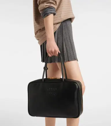 Miu Miu Medium leather tote bag | Thumbnail 4 Miu Miu Medium leather tote bag | Thumbnail 4