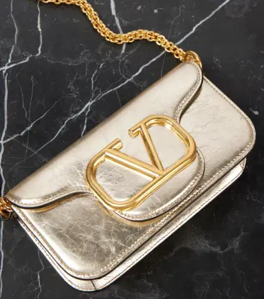Valentino Garavani Locò Small metallic leather shoulder bag | Thumbnail 4 Valentino Garavani Locò Small metallic leather shoulder bag | Thumbnail 4