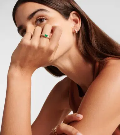 STONE AND STRAND 14kt gold ring with emerald and diamonds | Thumbnail 3 STONE AND STRAND 14kt gold ring with emerald and diamonds | Thumbnail 3