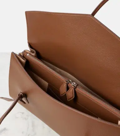 Alaïa Alaïa Le Teckel leather tote bag | Thumbnail 4 Alaïa Alaïa Le Teckel leather tote bag | Thumbnail 4