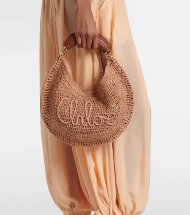 Chloé Chloé Summer Banana raffia-effect shoulder bag | Thumbnail 5 Chloé Chloé Summer Banana raffia-effect shoulder bag | Thumbnail 5