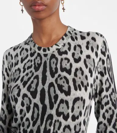 Dolce & Gabbana Animal-print silk sweater | Thumbnail 4 Dolce & Gabbana Animal-print silk sweater | Thumbnail 4