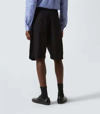 Junya Watanabe Pleated high-rise shorts | Thumbnail 4 Junya Watanabe Pleated high-rise shorts | Thumbnail 4