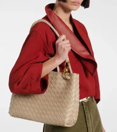 Bottega Veneta Andiamo Intrecciato Medium leather tote bag | Thumbnail 7 Bottega Veneta Andiamo Intrecciato Medium leather tote bag | Thumbnail 7