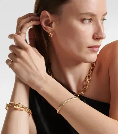 David Yurman Sculpted Cable 18kt gold bangle with diamonds | Thumbnail 5 David Yurman Sculpted Cable 18kt gold bangle with diamonds | Thumbnail 5