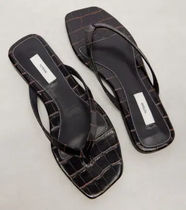 TOTEME Croc-effect leather thong sandals | Thumbnail 4 TOTEME Croc-effect leather thong sandals | Thumbnail 4