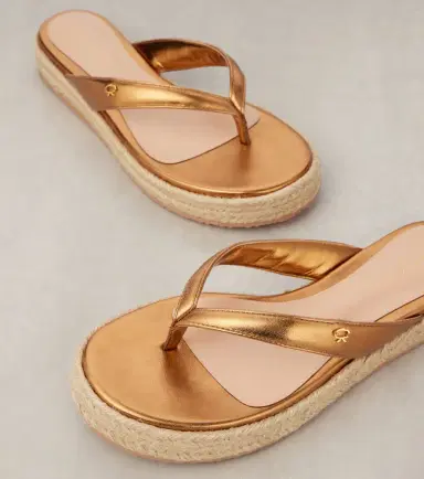 Gianvito Rossi Metallic leather thong sandals | Thumbnail 3 Gianvito Rossi Metallic leather thong sandals | Thumbnail 3