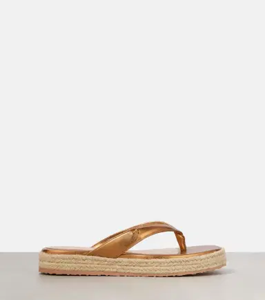 Gianvito Rossi Metallic leather thong sandals | Thumbnail 4 Gianvito Rossi Metallic leather thong sandals | Thumbnail 4