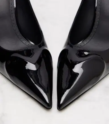 Alaïa Alaïa Le Caur 3D 90 patent leather pumps | Thumbnail 3 Alaïa Alaïa Le Caur 3D 90 patent leather pumps | Thumbnail 3