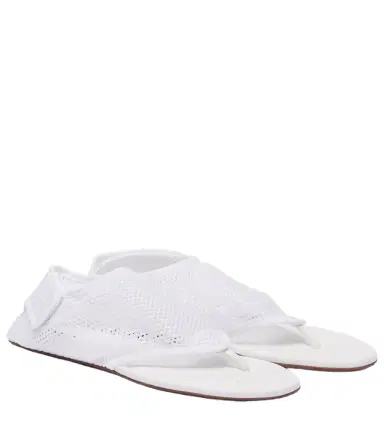 Alaïa Alaïa Flex mesh thong sandals | Thumbnail 1 Alaïa Alaïa Flex mesh thong sandals | Thumbnail 1