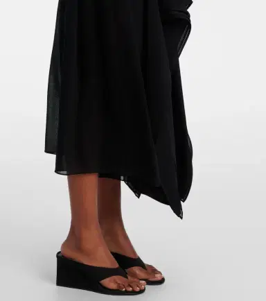 Alaïa Alaïa Low-rise georgette wide-leg pants | Thumbnail 3 Alaïa Alaïa Low-rise georgette wide-leg pants | Thumbnail 3