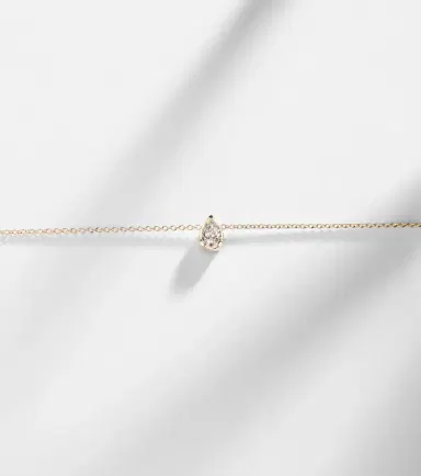 Sophie Bille Brahe Sky Simple 18kt gold necklace with diamond | Thumbnail 4 Sophie Bille Brahe Sky Simple 18kt gold necklace with diamond | Thumbnail 4