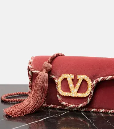 Valentino Garavani Locò Mini embellished velvet clutch | Thumbnail 3 Valentino Garavani Locò Mini embellished velvet clutch | Thumbnail 3
