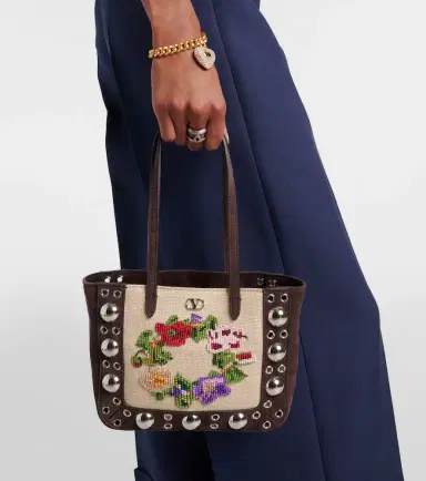 Valentino Garavani Nellcôte Mini embellished suede tote bag | Thumbnail 7 Valentino Garavani Nellcôte Mini embellished suede tote bag | Thumbnail 7