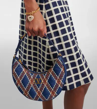Valentino Garavani Quiltie 67 embroidered denim shoulder bag | Thumbnail 7 Valentino Garavani Quiltie 67 embroidered denim shoulder bag | Thumbnail 7