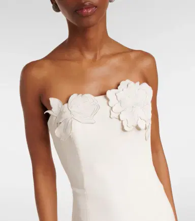 Leo Lin Rayna floral-appliqué crêpe maxi dress | Thumbnail 4 Leo Lin Rayna floral-appliqué crêpe maxi dress | Thumbnail 4