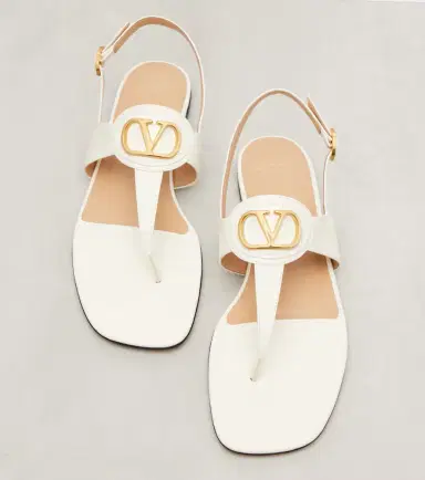 Valentino Garavani VLogo Signature leather thong sandals | Thumbnail 3 Valentino Garavani VLogo Signature leather thong sandals | Thumbnail 3