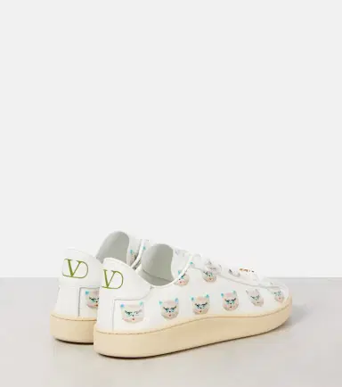 Valentino Garavani Royco VLogo printed leather sneakers | Thumbnail 2 Valentino Garavani Royco VLogo printed leather sneakers | Thumbnail 2