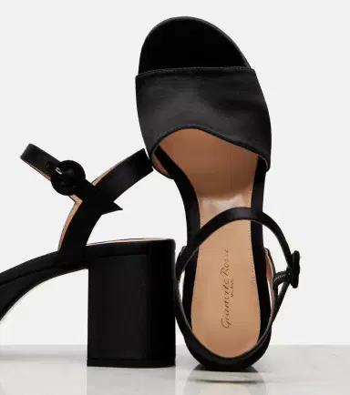Gianvito Rossi Carol 35 satin platform sandals | Thumbnail 3 Gianvito Rossi Carol 35 satin platform sandals | Thumbnail 3
