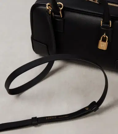 Loewe Amazona 23 leather tote bag | Thumbnail 4 Loewe Amazona 23 leather tote bag | Thumbnail 4