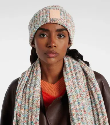 Loewe Logo wool and cashmere-blend beanie | Thumbnail 4 Loewe Logo wool and cashmere-blend beanie | Thumbnail 4