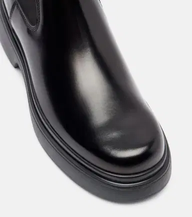 Tod's Leather chelsea boots | Thumbnail 3 Tod's Leather chelsea boots | Thumbnail 3