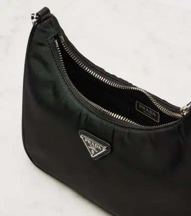 Prada Re-Edition 2005 shoulder bag | Thumbnail 3 Prada Re-Edition 2005 shoulder bag | Thumbnail 3