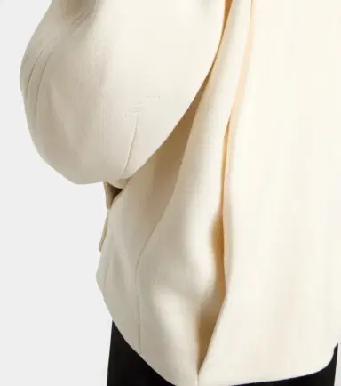 Jacquemus Ovalo virgin wool peacoat | Thumbnail 2 Jacquemus Ovalo virgin wool peacoat | Thumbnail 2