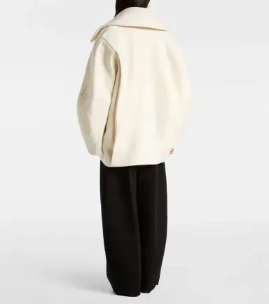Jacquemus Ovalo virgin wool peacoat | Thumbnail 6 Jacquemus Ovalo virgin wool peacoat | Thumbnail 6