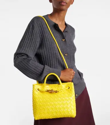 Bottega Veneta Andiamo Small leather tote bag | Thumbnail 7 Bottega Veneta Andiamo Small leather tote bag | Thumbnail 7