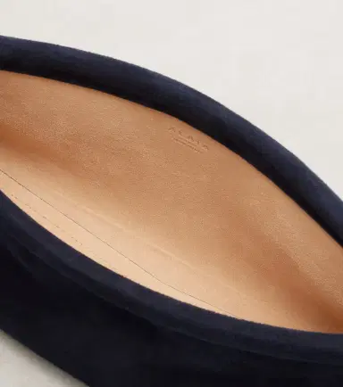 Alaia Alaïa Le Click Small suede shoulder bag | Thumbnail 3 Alaia Alaïa Le Click Small suede shoulder bag | Thumbnail 3