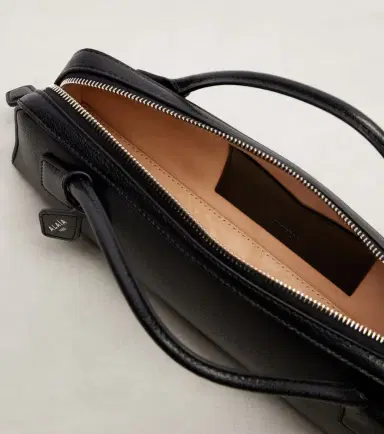 Alaia Alaïa Le Teckel Small leather clutch | Thumbnail 3 Alaia Alaïa Le Teckel Small leather clutch | Thumbnail 3