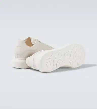 Alexander McQueen Oversized leather sneakers | Thumbnail 6 Alexander McQueen Oversized leather sneakers | Thumbnail 6