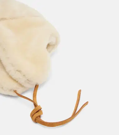 Jacquemus Chapka leather-trimmed shearling hat | Thumbnail 2 Jacquemus Chapka leather-trimmed shearling hat | Thumbnail 2