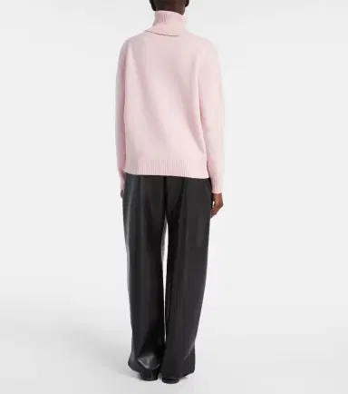 Givenchy Wool and cashmere turtleneck sweater | Thumbnail 4 Givenchy Wool and cashmere turtleneck sweater | Thumbnail 4