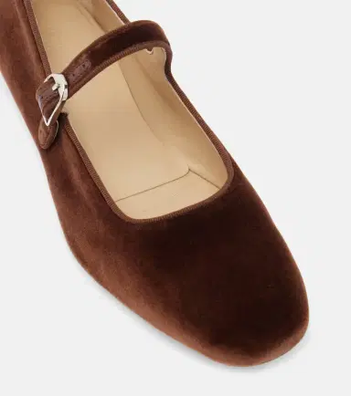 Le Monde Béryl Le Monde Béryl Velvet Mary Jane flats | Thumbnail 2 Le Monde Béryl Le Monde Béryl Velvet Mary Jane flats | Thumbnail 2