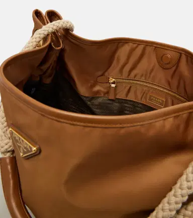 Prada Mariner Re-Nylon Large shoulder bag | Thumbnail 2 Prada Mariner Re-Nylon Large shoulder bag | Thumbnail 2
