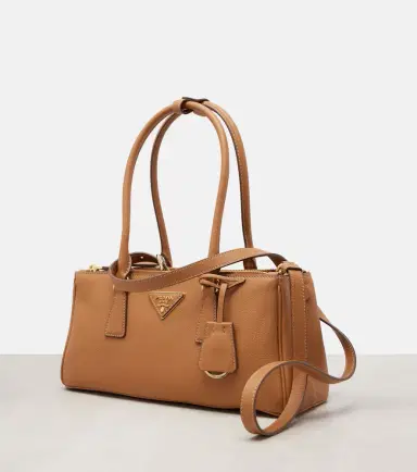 Prada Galleria Medium leather tote bag | Thumbnail 4 Prada Galleria Medium leather tote bag | Thumbnail 4