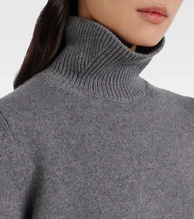 Alaïa Alaïa Cropped cashmere-blend turtleneck top | Thumbnail 3 Alaïa Alaïa Cropped cashmere-blend turtleneck top | Thumbnail 3