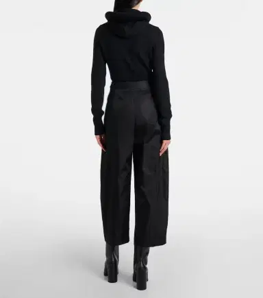 Alaïa Alaïa Cropped high-rise satin tapered pants | Thumbnail 2 Alaïa Alaïa Cropped high-rise satin tapered pants | Thumbnail 2