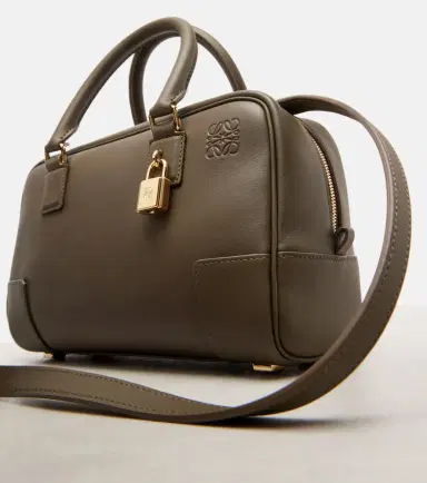 Loewe Amazona 23 leather tote bag | Thumbnail 2 Loewe Amazona 23 leather tote bag | Thumbnail 2