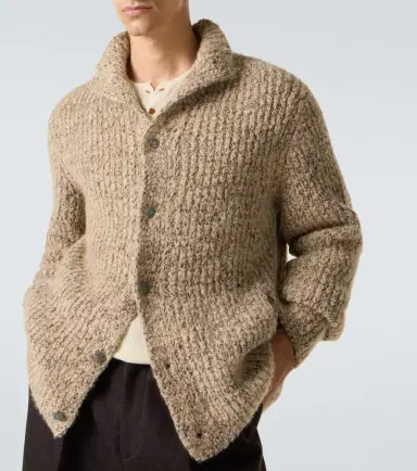 God’s True Cashmere Cashmere bouclé cardigan with labradorite | Thumbnail 4 God’s True Cashmere Cashmere bouclé cardigan with labradorite | Thumbnail 4