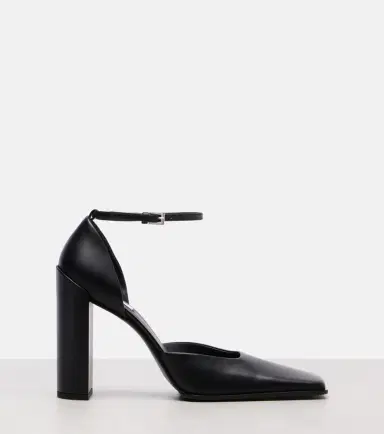Alaïa Alaïa Leather pumps | Thumbnail 4 Alaïa Alaïa Leather pumps | Thumbnail 4