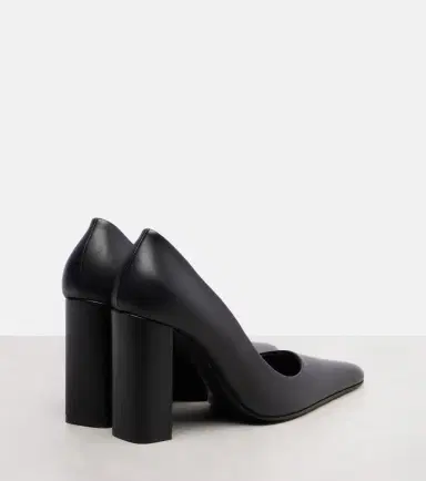 Alaïa Alaïa Pointy leather pumps | Thumbnail 4 Alaïa Alaïa Pointy leather pumps | Thumbnail 4