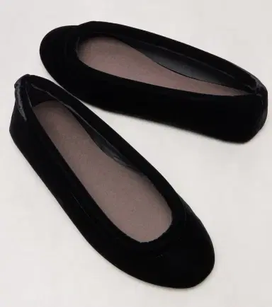 Alaïa Alaïa Velvet ballet flats | Thumbnail 3 Alaïa Alaïa Velvet ballet flats | Thumbnail 3