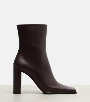 Alaïa Alaïa Leather ankle boots | Thumbnail 4 Alaïa Alaïa Leather ankle boots | Thumbnail 4